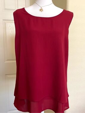 Sleeveless Layered Chiffon Blouse in Red